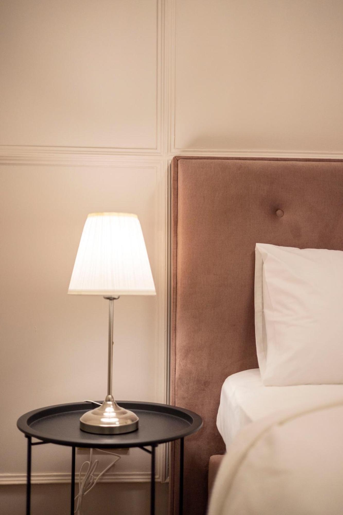 Exclusive Downtown Quentin Residence By Prestige Homes ブダペスト エクステリア 写真
