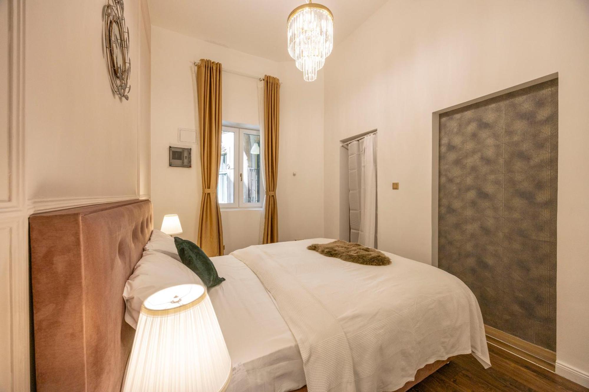 Exclusive Downtown Quentin Residence By Prestige Homes ブダペスト エクステリア 写真